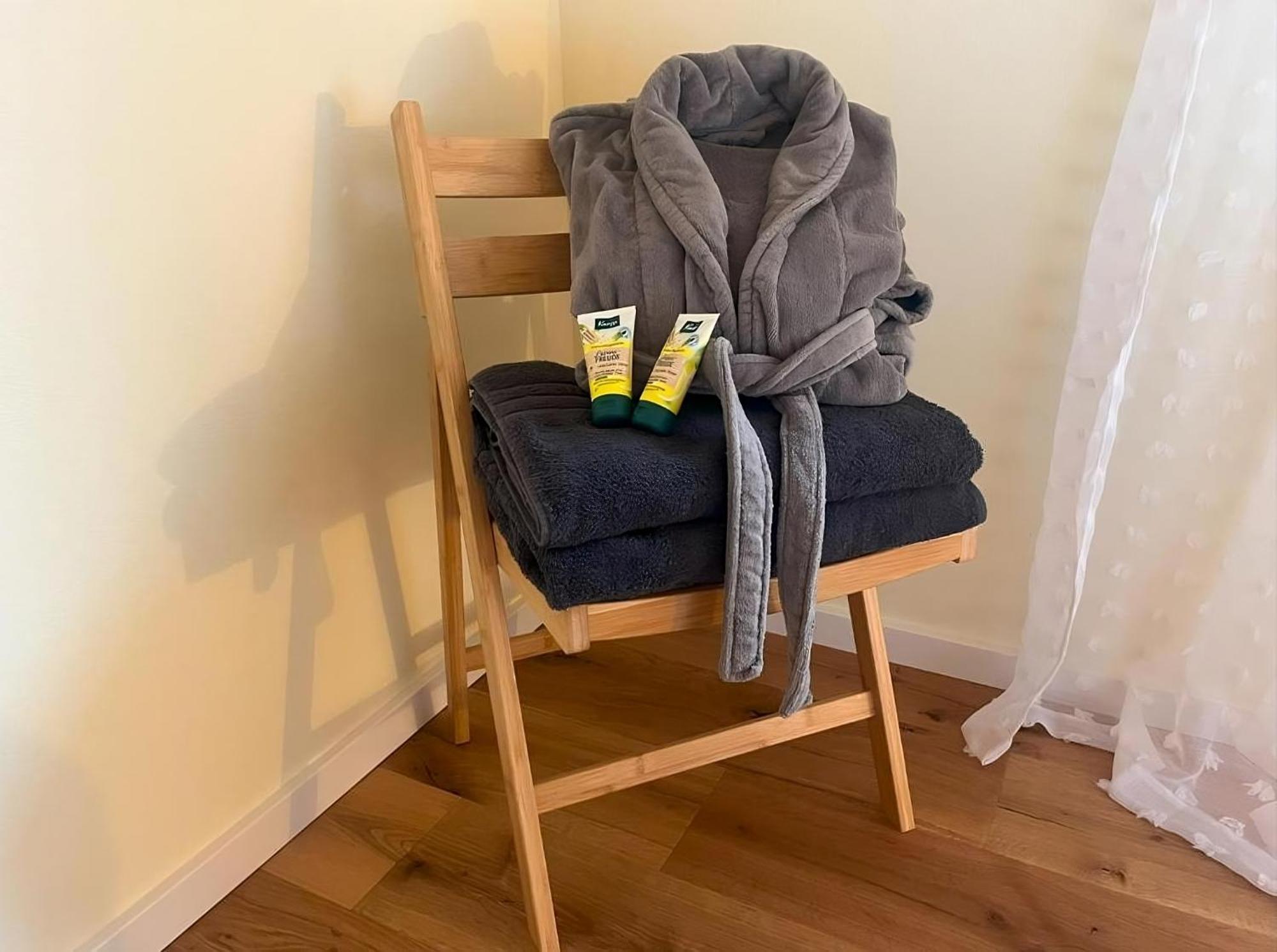 Ferienhaus Deine Zeit Mit Sauna Und Wallbox Nettersheim Номер фото